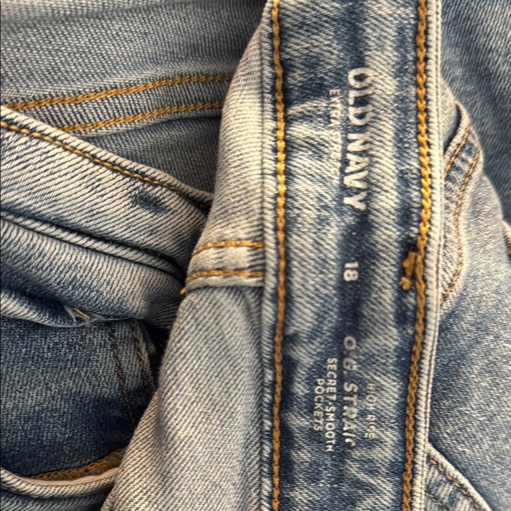 Old Navy Light Blue Denim Jeans
